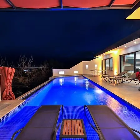 Lighthouse Jakuzili Tatil Villasi Villa