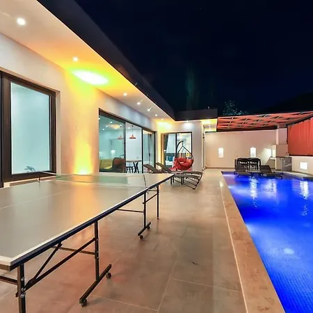 Villa Lighthouse Jakuzili Tatil Villasi Kas